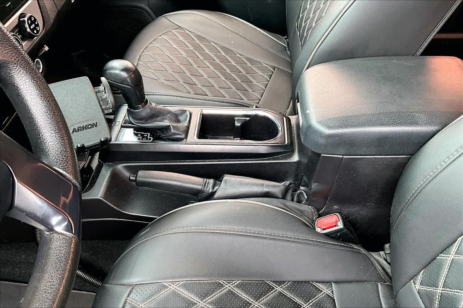 Used 2016 Super White Toyota SR image 16