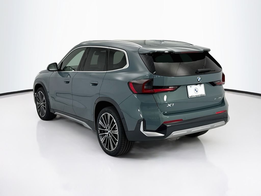 New 2026 Green Metallic BMW xDrive28i image 7