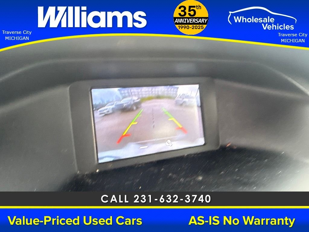 Used 2016 Oxford White Ford SE image 21