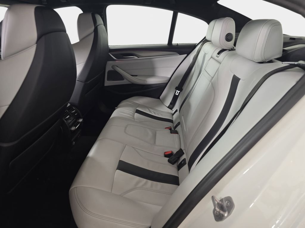 2021 BMW M5 Base - Photo 17