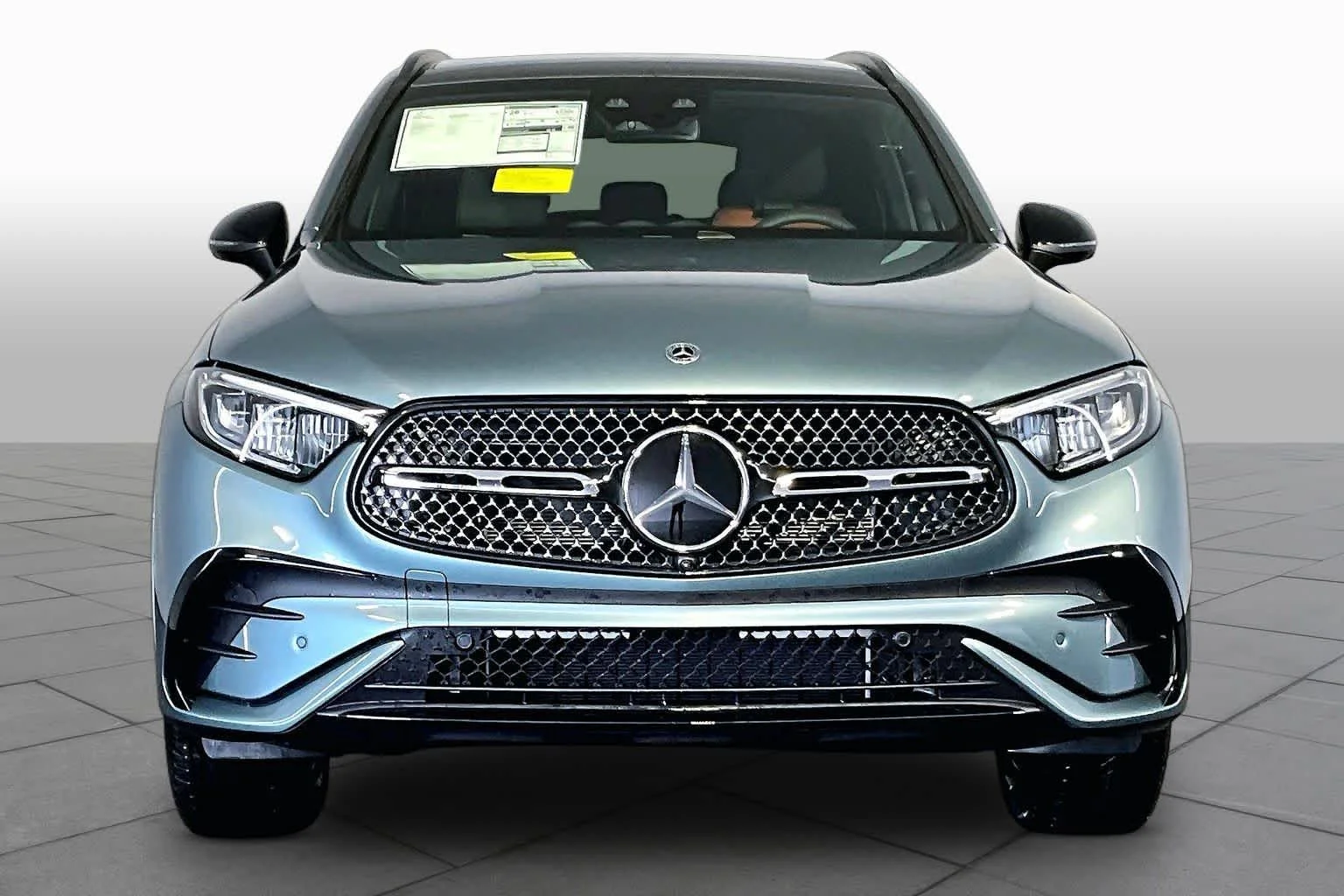 New 2026 Verde Silver Metallic Mercedes-Benz GLC 300 image 2