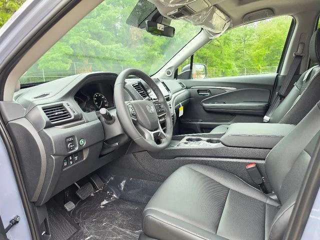 New 2026 Sonic Gray Pearl Honda RTL image 13
