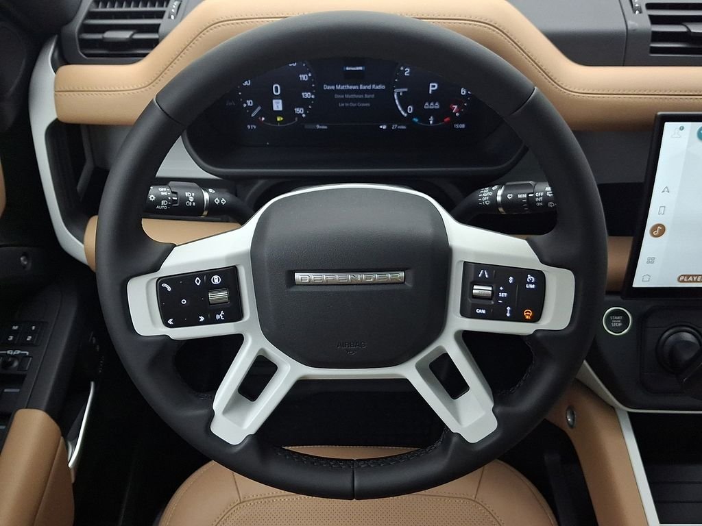 New 2026 Woolstone Green Land Rover X-Dynamic SE image 16
