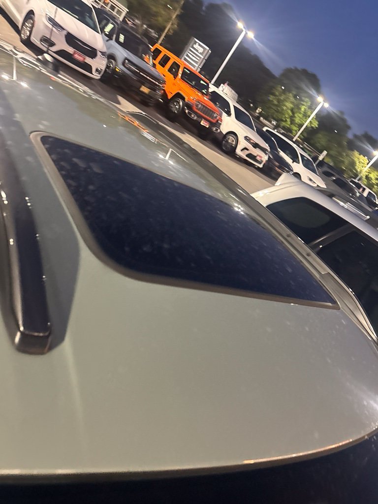 Used 2025 Green Chevrolet ACTIV image 7