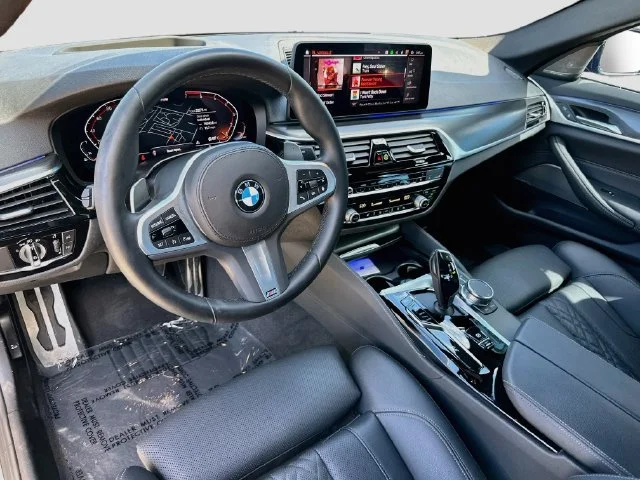 Used 2023 Black BMW 530i image 9