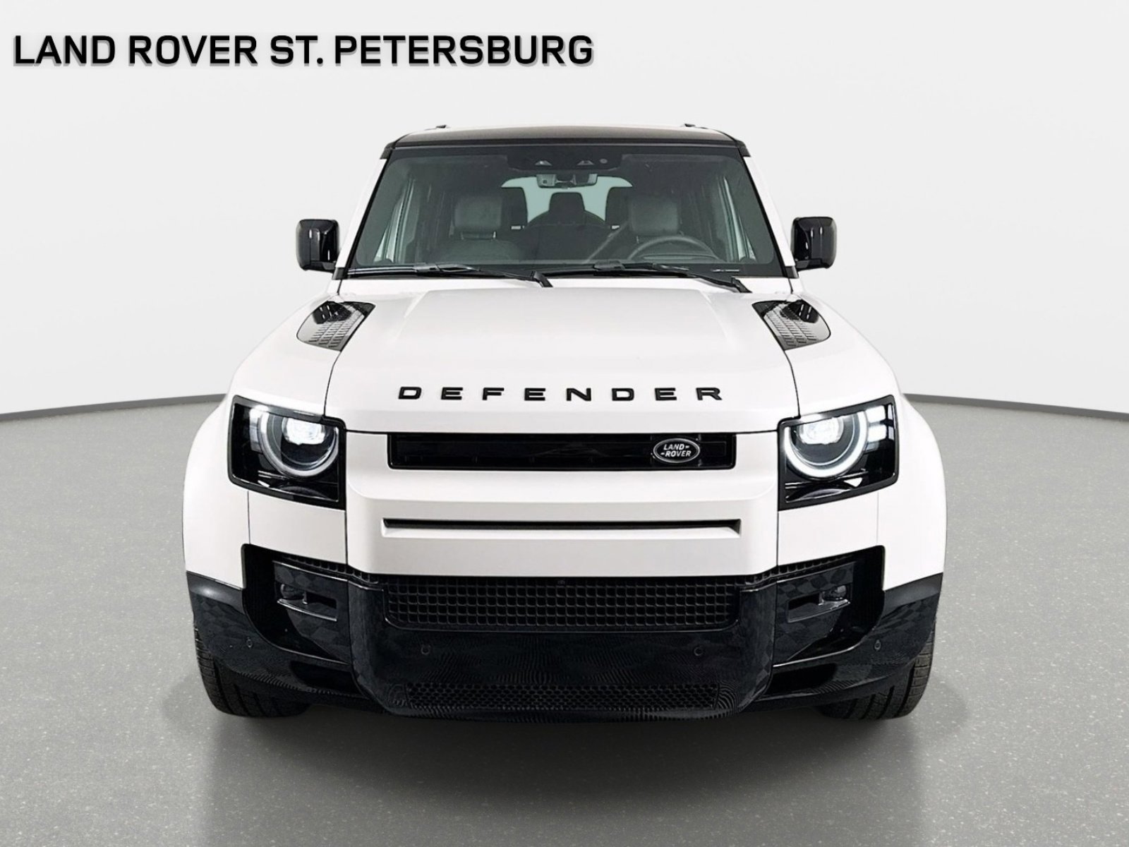Used 2026 Gray Land Rover X-Dynamic SE image 2
