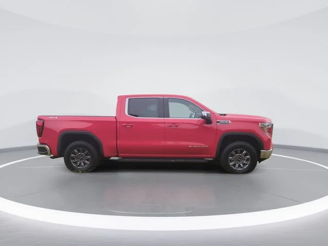 Used 2019 Red GMC SLE image 9