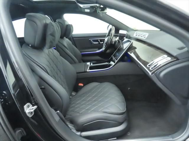 New 2026 Obsidian Black Metallic Mercedes-Benz S 580e image 22