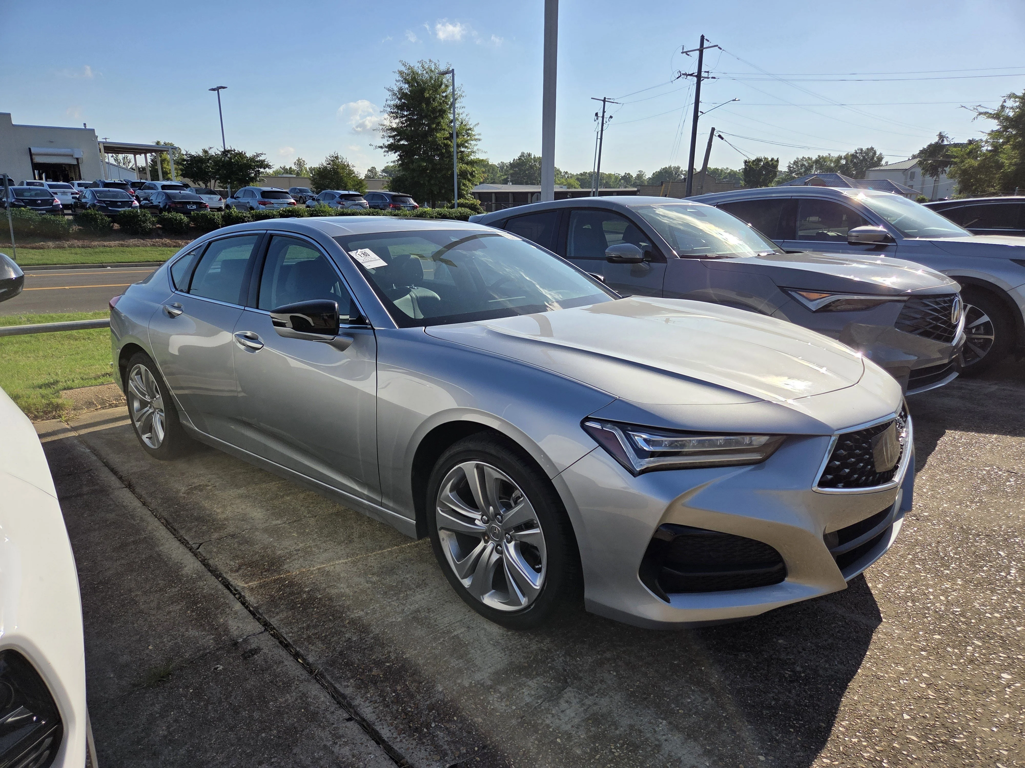 Used 2023 Lunar Silver Metallic Acura TECH image 7