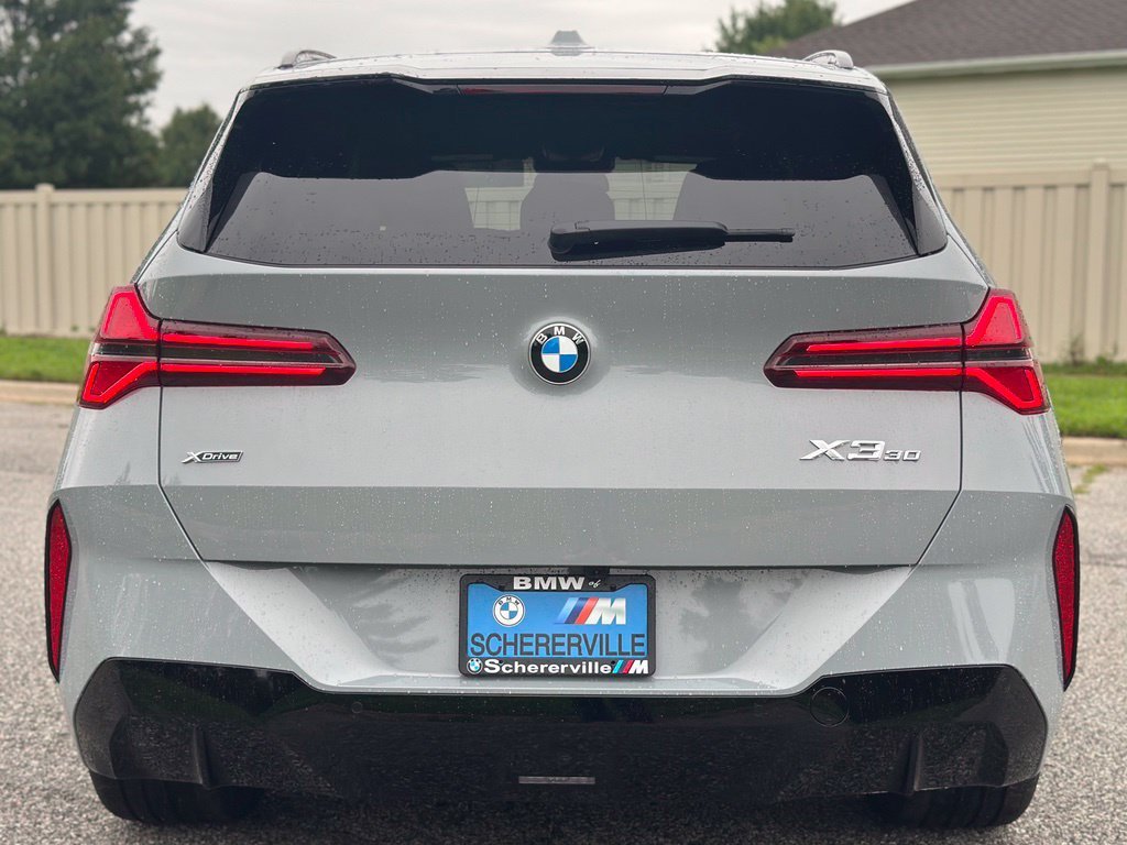 New 2027 Cape York Green Metallic BMW xDrive28i image 6