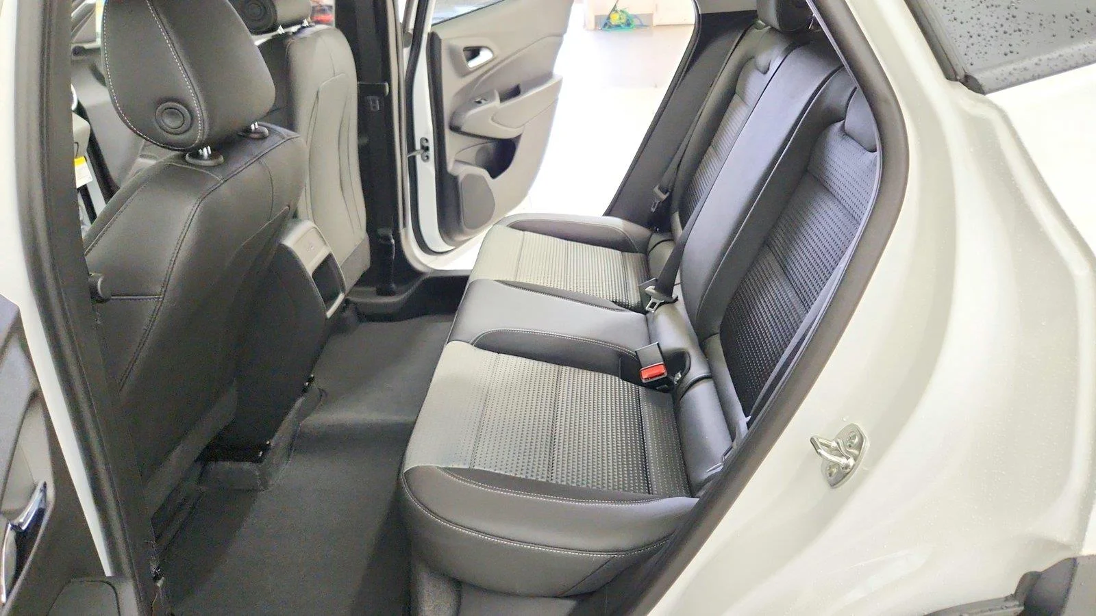 2026 Chevrolet Trax LT - Photo 25