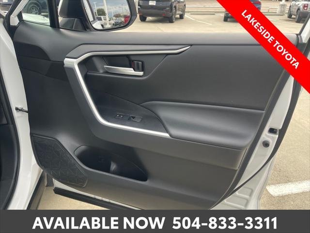 Certified Used 2025 ICE CAP Toyota  image 13