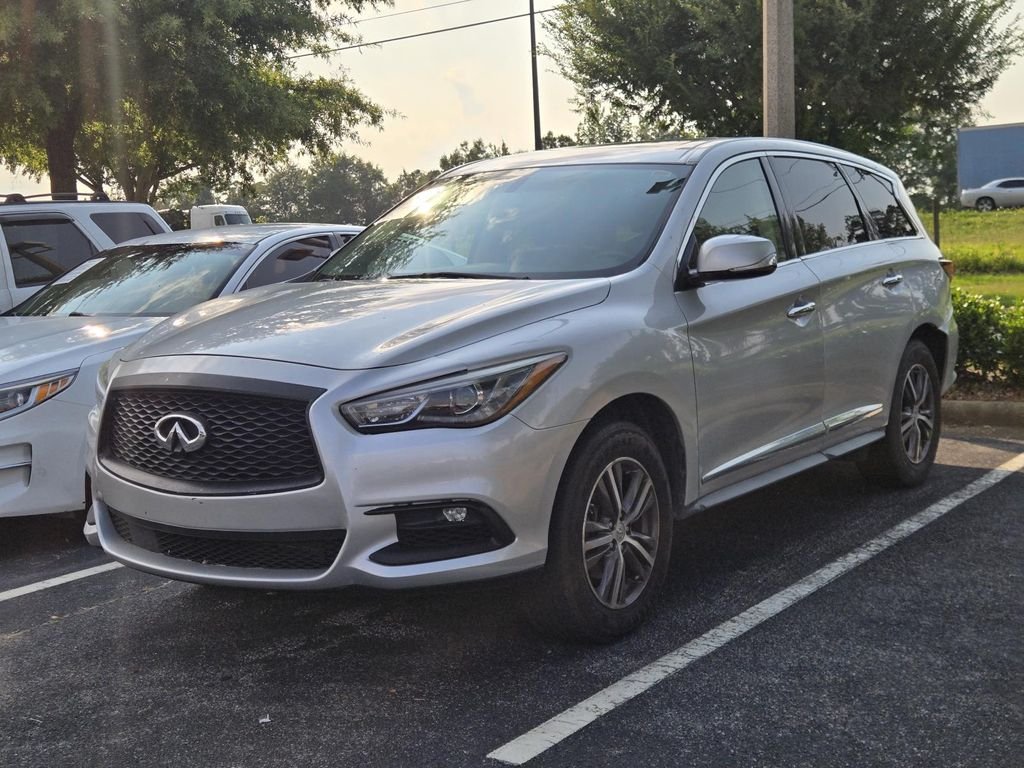 Used 2017 Silver INFINITI Base image 4