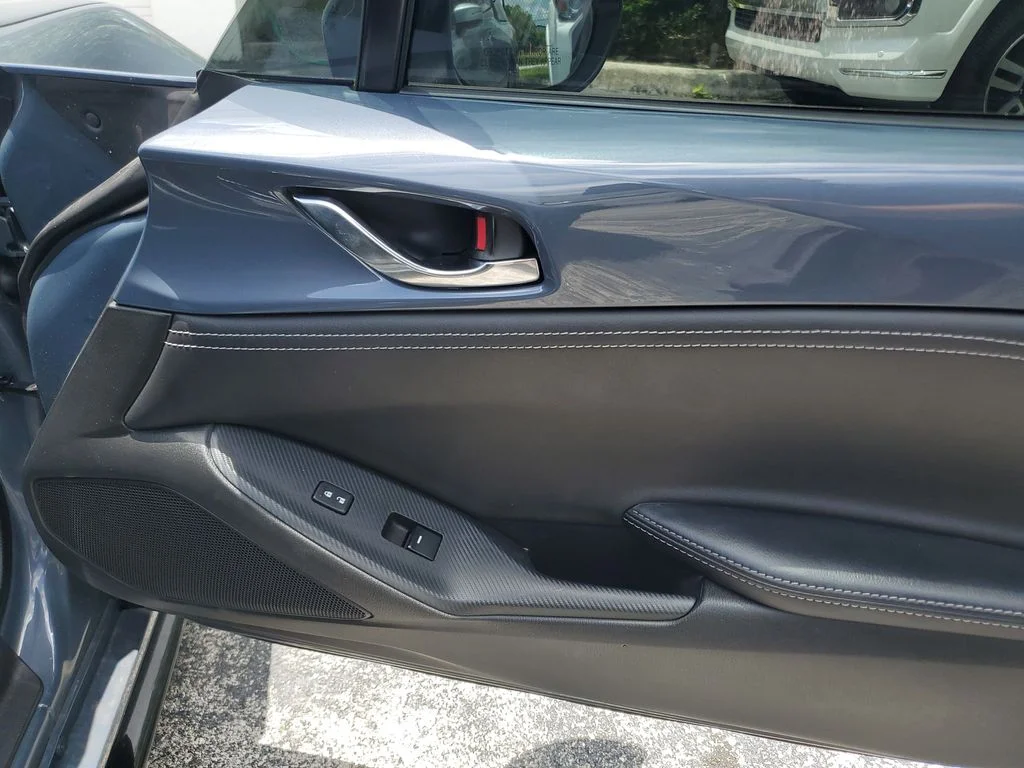Used 2021 Gray Mazda Club image 13