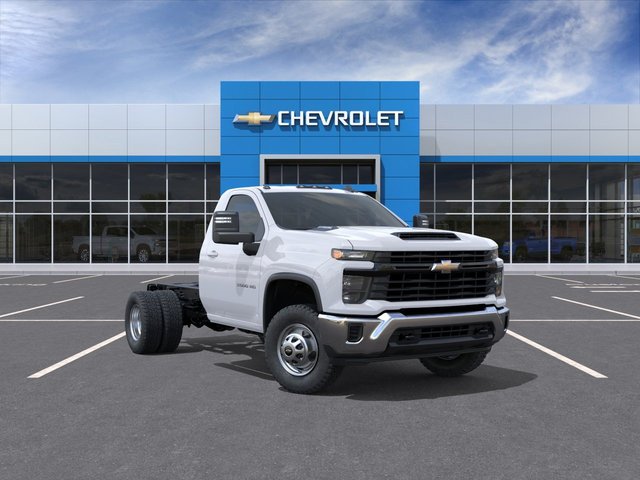 New 2026 Chevrolet Silverado 3500 HD Chassis Cab Work Truck Four Wheel Drive Regular Cab Regular Cab in San Antonio, TX