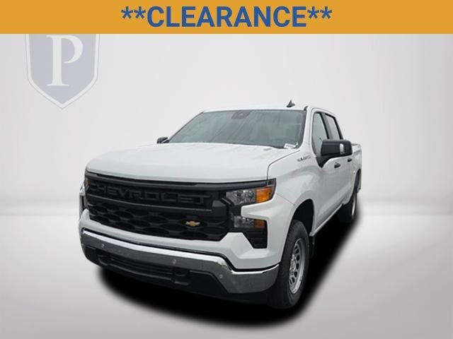 New 2026 Summit White Chevrolet WT image 12