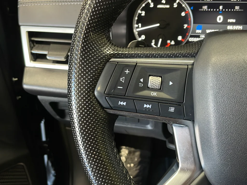 Used 2024 Gray Mitsubishi SE image 16
