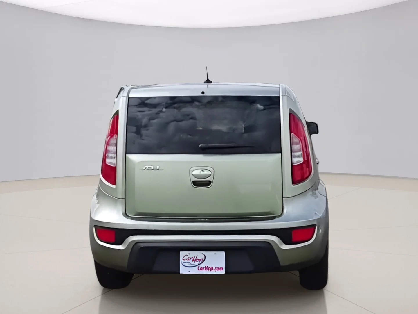 Used 2013 Green Kia ! WAGON image 6