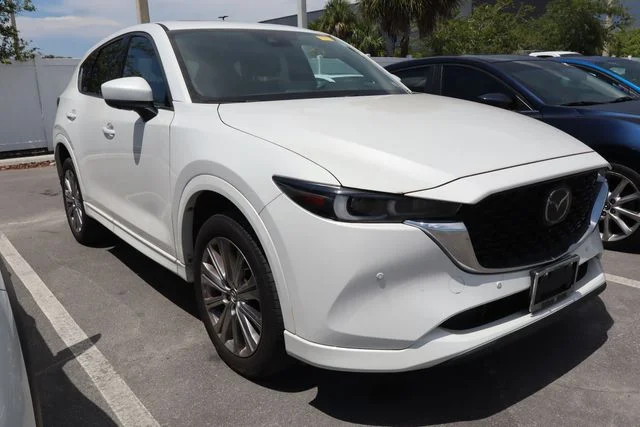 Used 2023 White Metallic Mazda 2.5 Turbo Signature image 1
