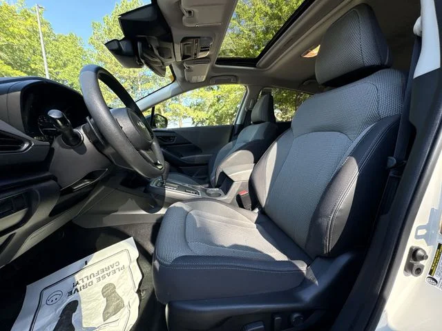 Used 2024  Subaru premium image 11