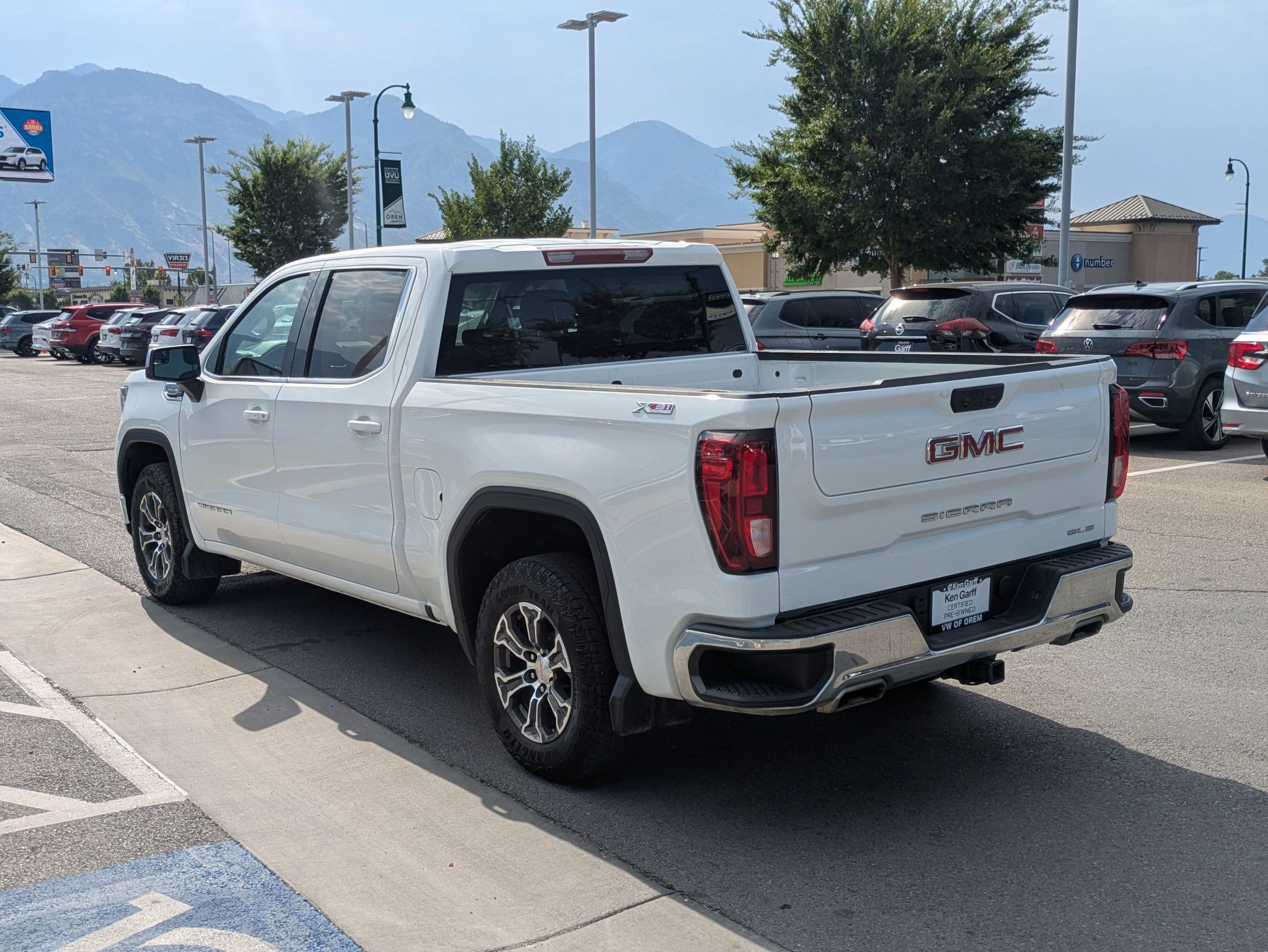 Used 2024 Summit White GMC SLE image 5