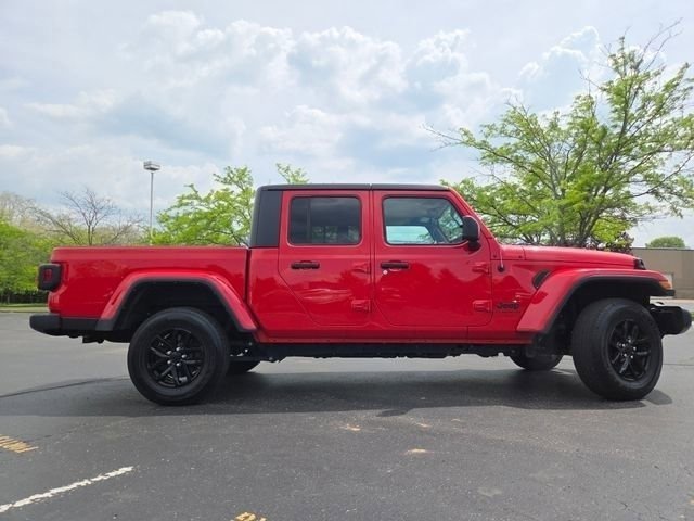 Used 2022 Firecracker Red Clearcoat Jeep Altitude image 23