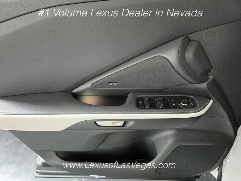 2026 Lexus TX 500h F-Sport - Photo 16