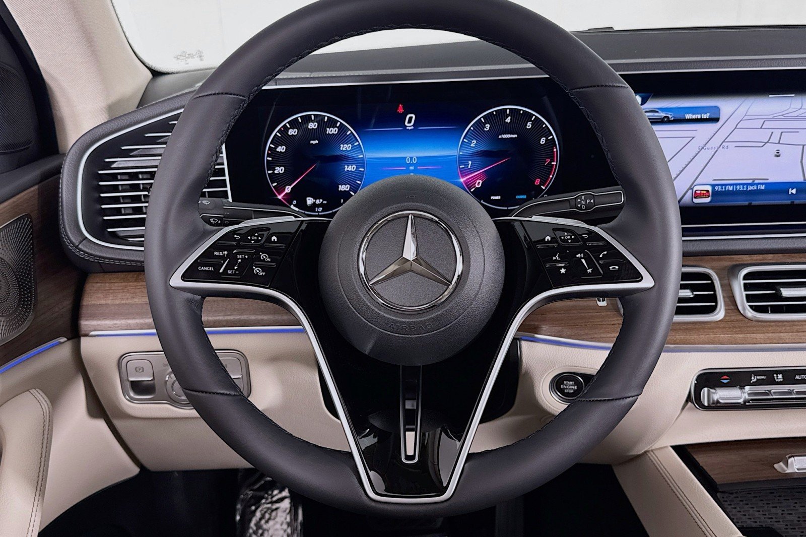 New 2026 Polar White Mercedes-Benz GLE 450 4MATIC® Coupe image 17