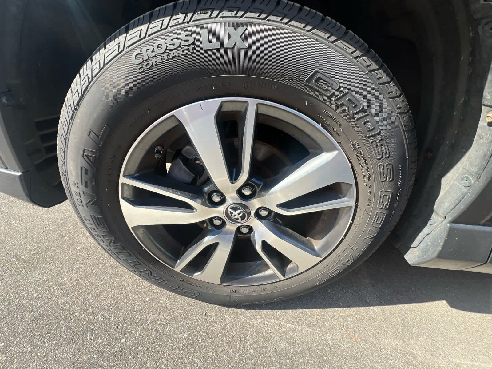Used 2017 Magnetic Gray Metallic Toyota XLE image 12