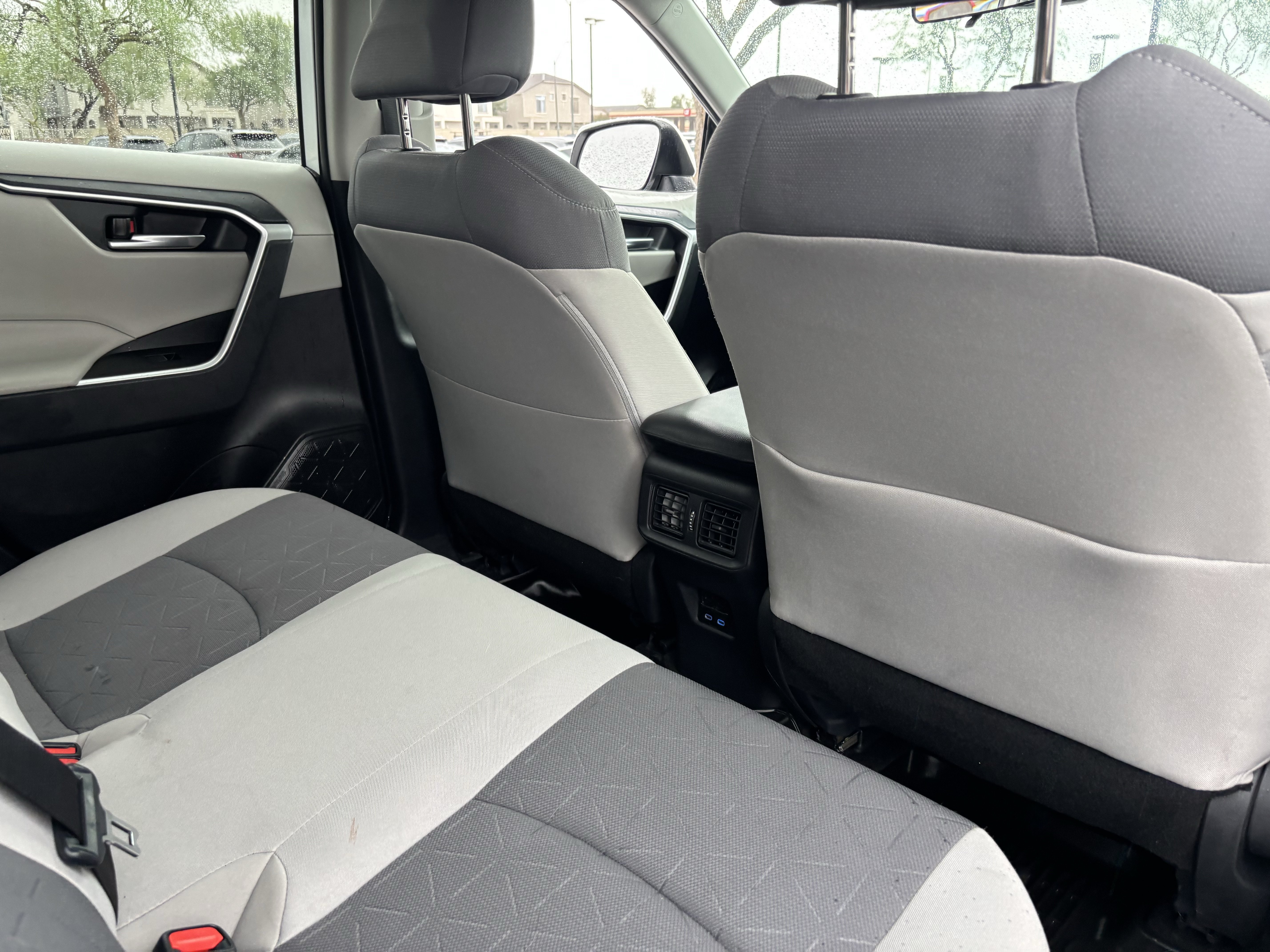 Used 2022 White Toyota XLE image 15