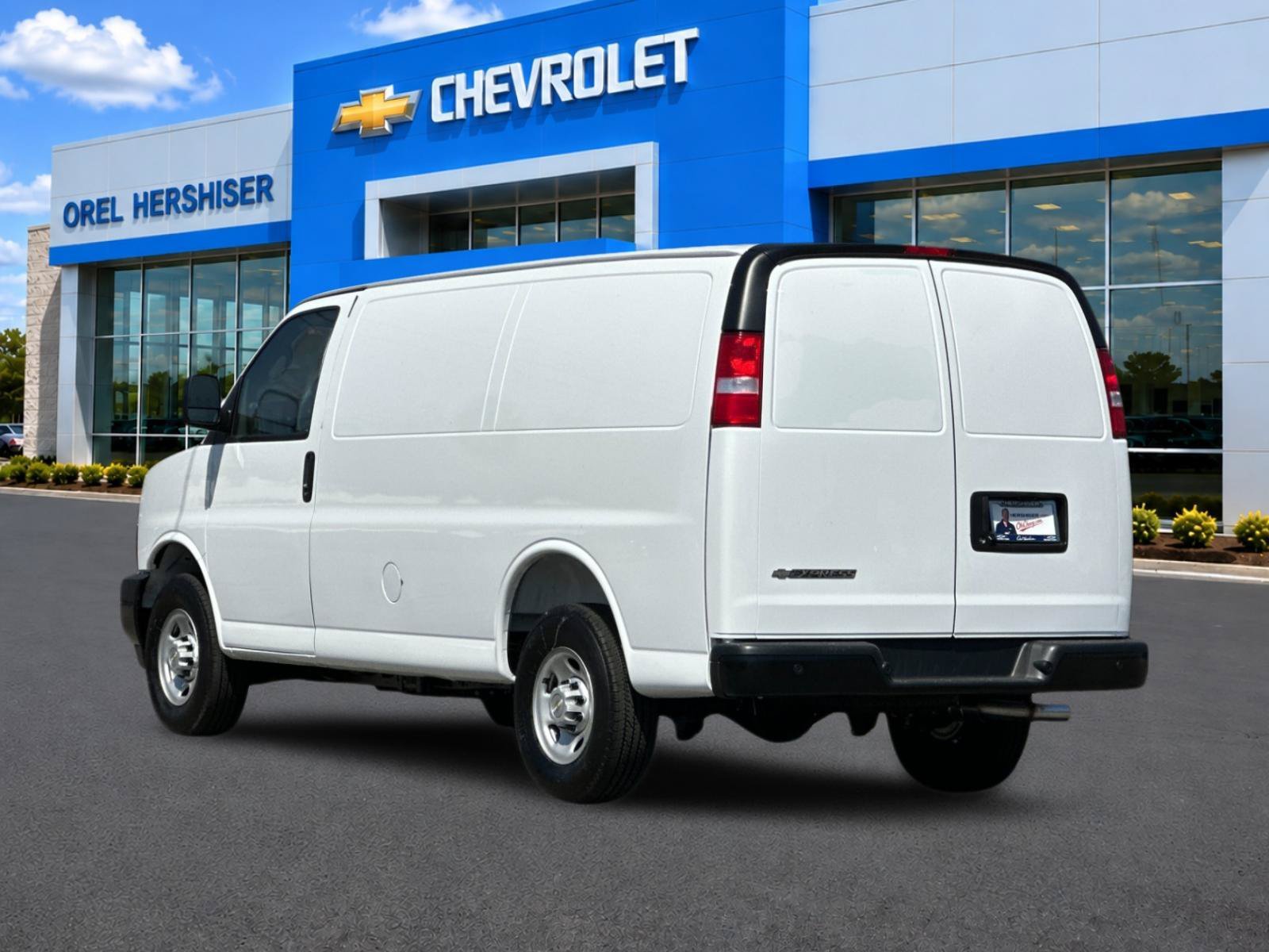 2026 Chevrolet Express Cargo Work Van - Photo 6