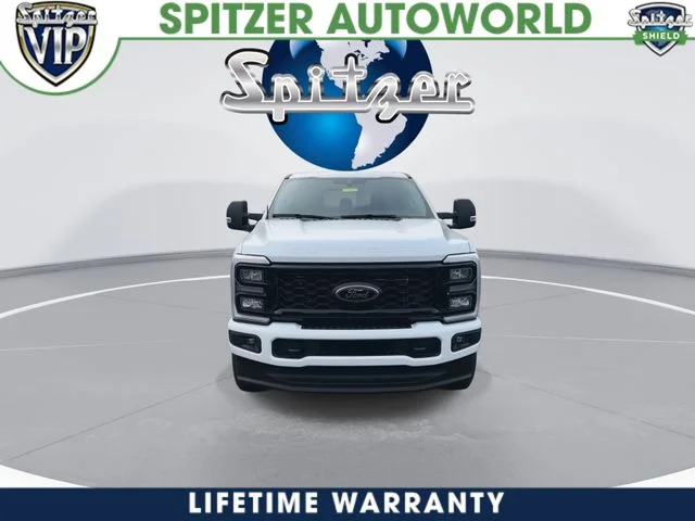 New 2026 Oxford White Ford F-350® XLT image 8