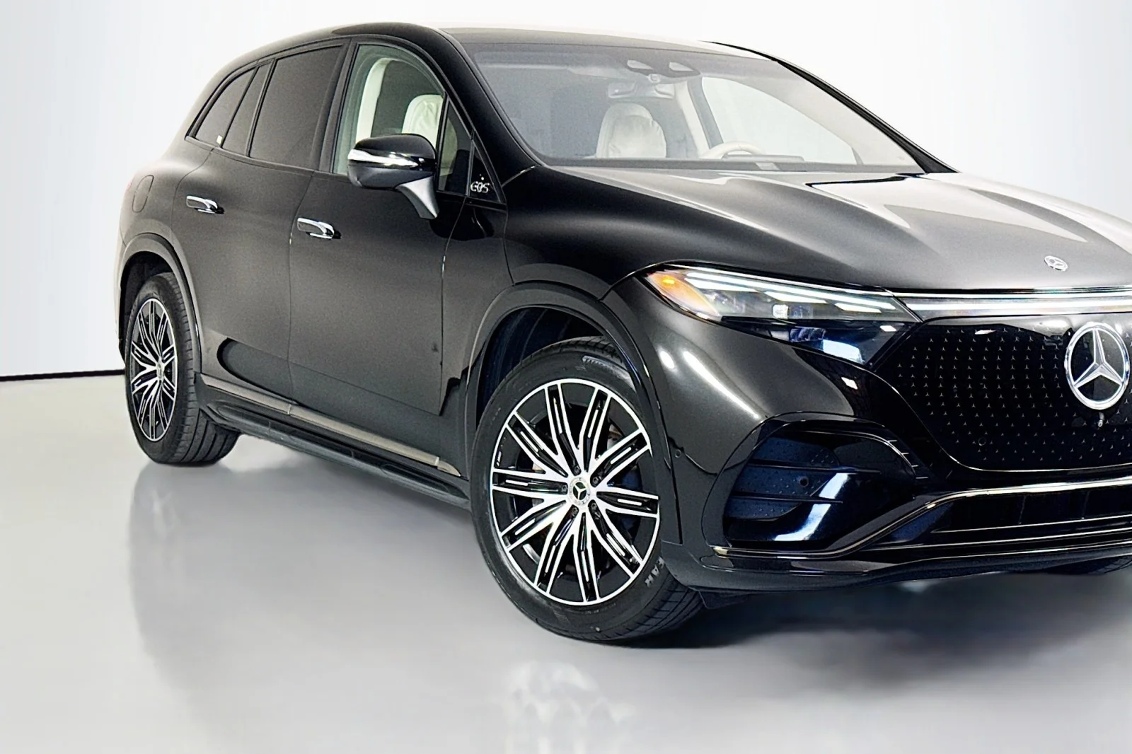 Used 2023 Obsidian Black Metallic Mercedes-Benz 450 image 13