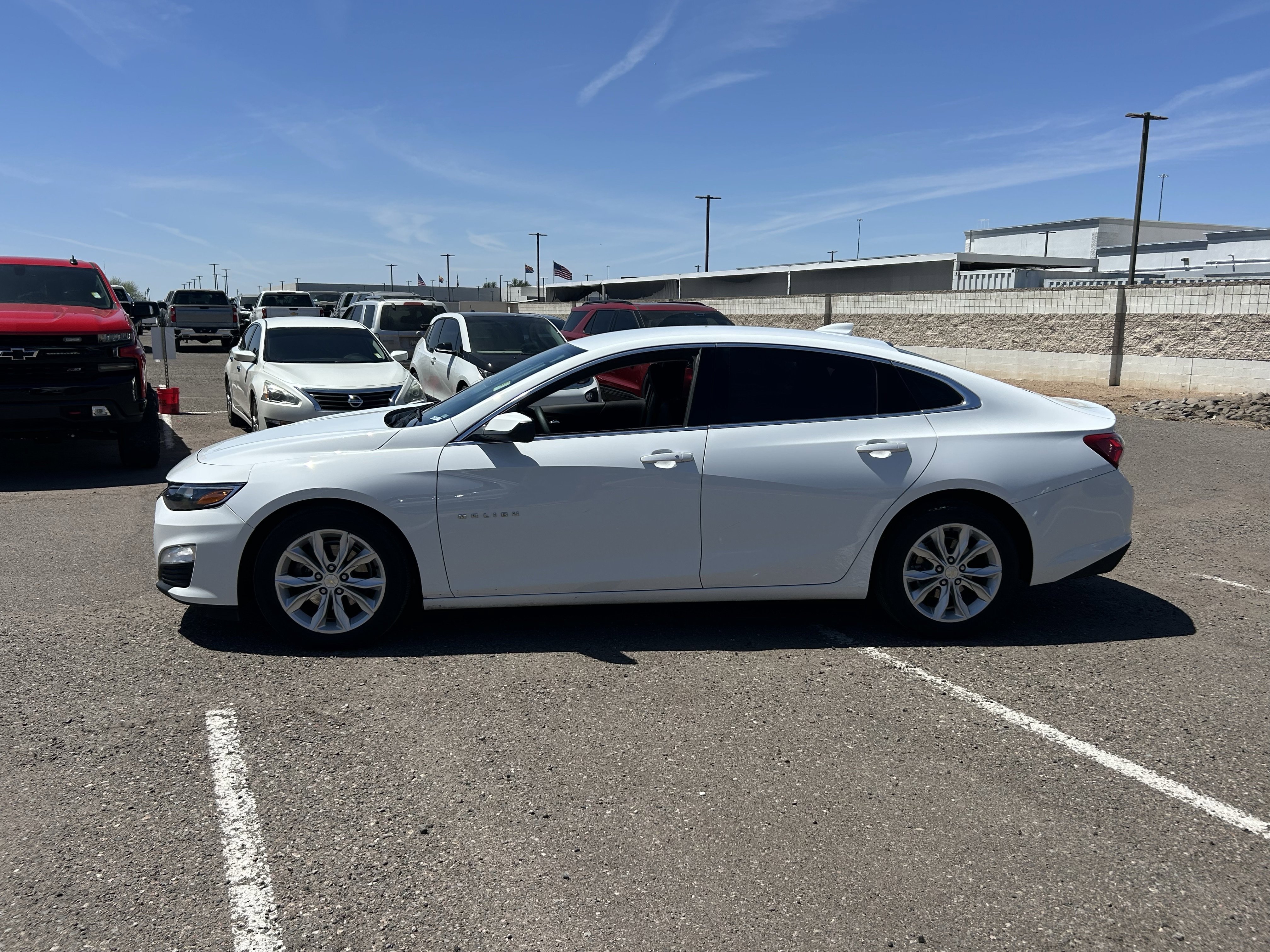1G1ZD5ST5NF205312