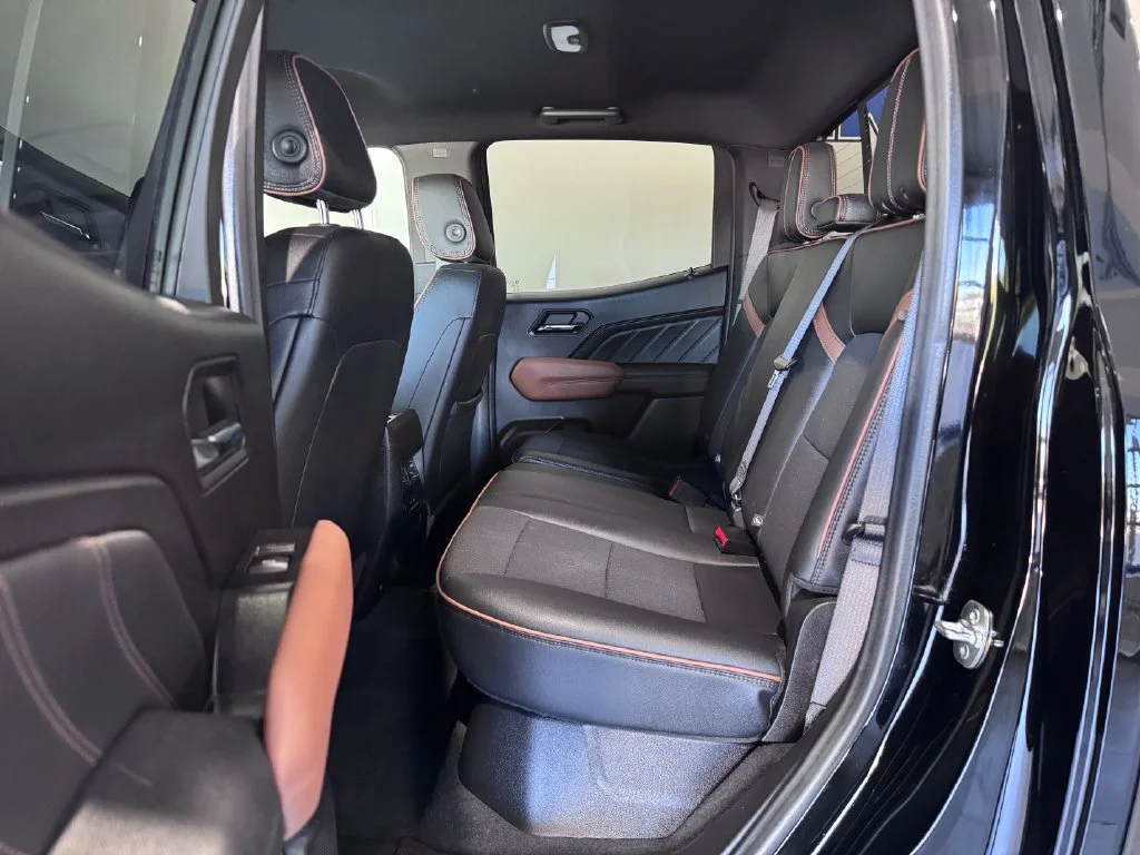2024 GMC Canyon AT4 - Photo 11