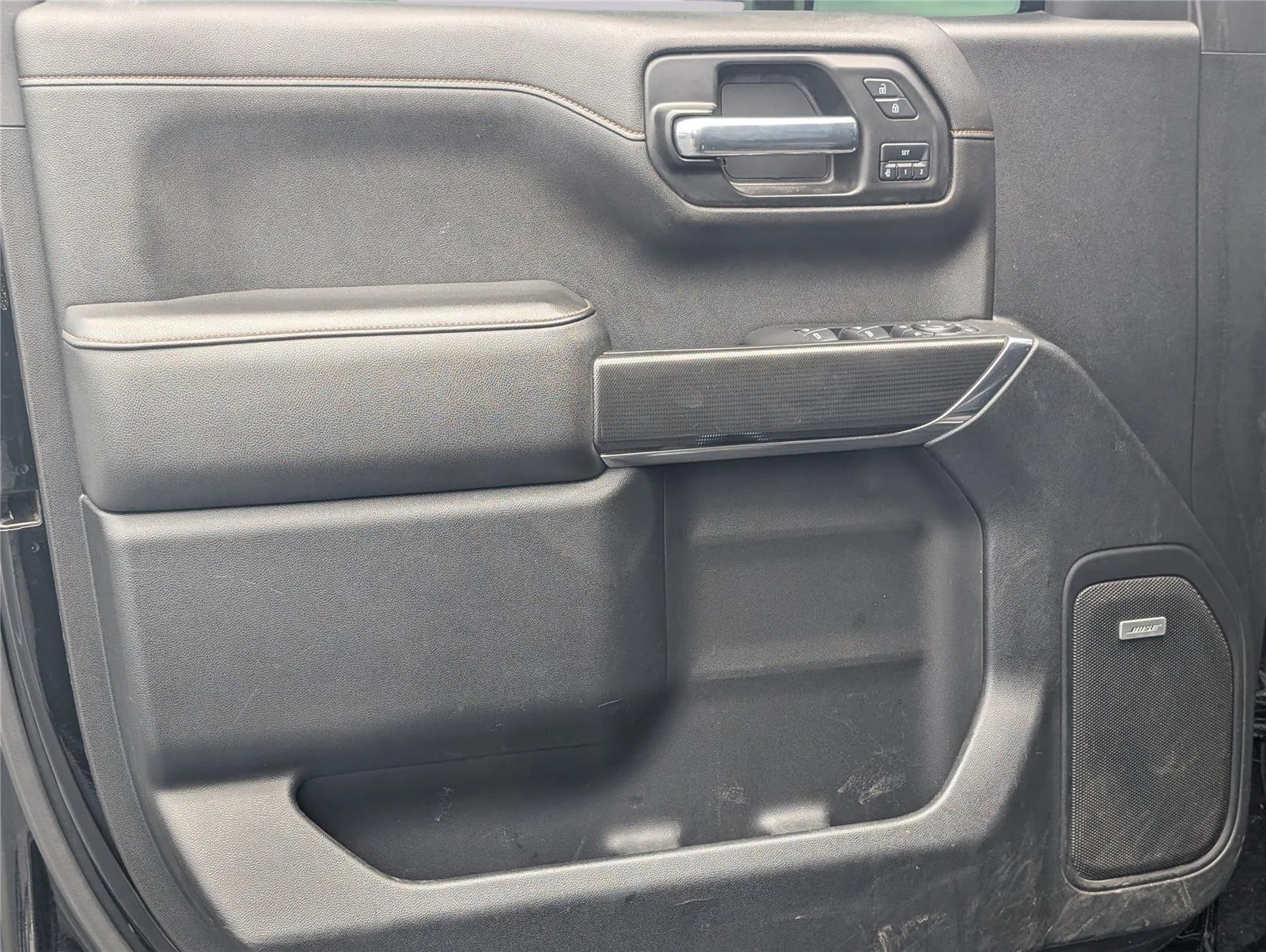 Used 2021 Onyx Black GMC AT4 image 10