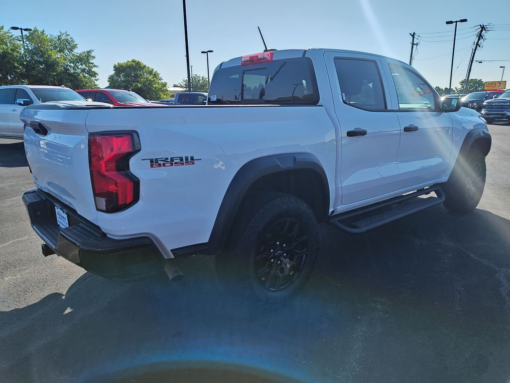 Used 2024 White Chevrolet Trail Boss image 5
