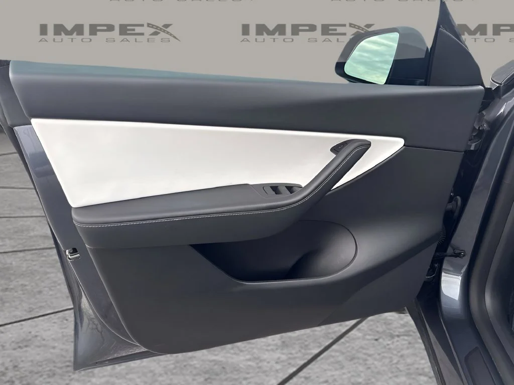 Used 2022 Gray Tesla Performance image 21