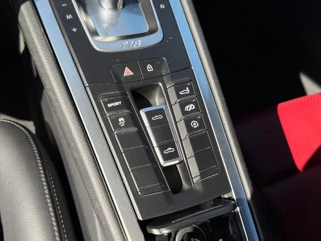 Used 2020 Gentian Blue Metallic Porsche Base image 21