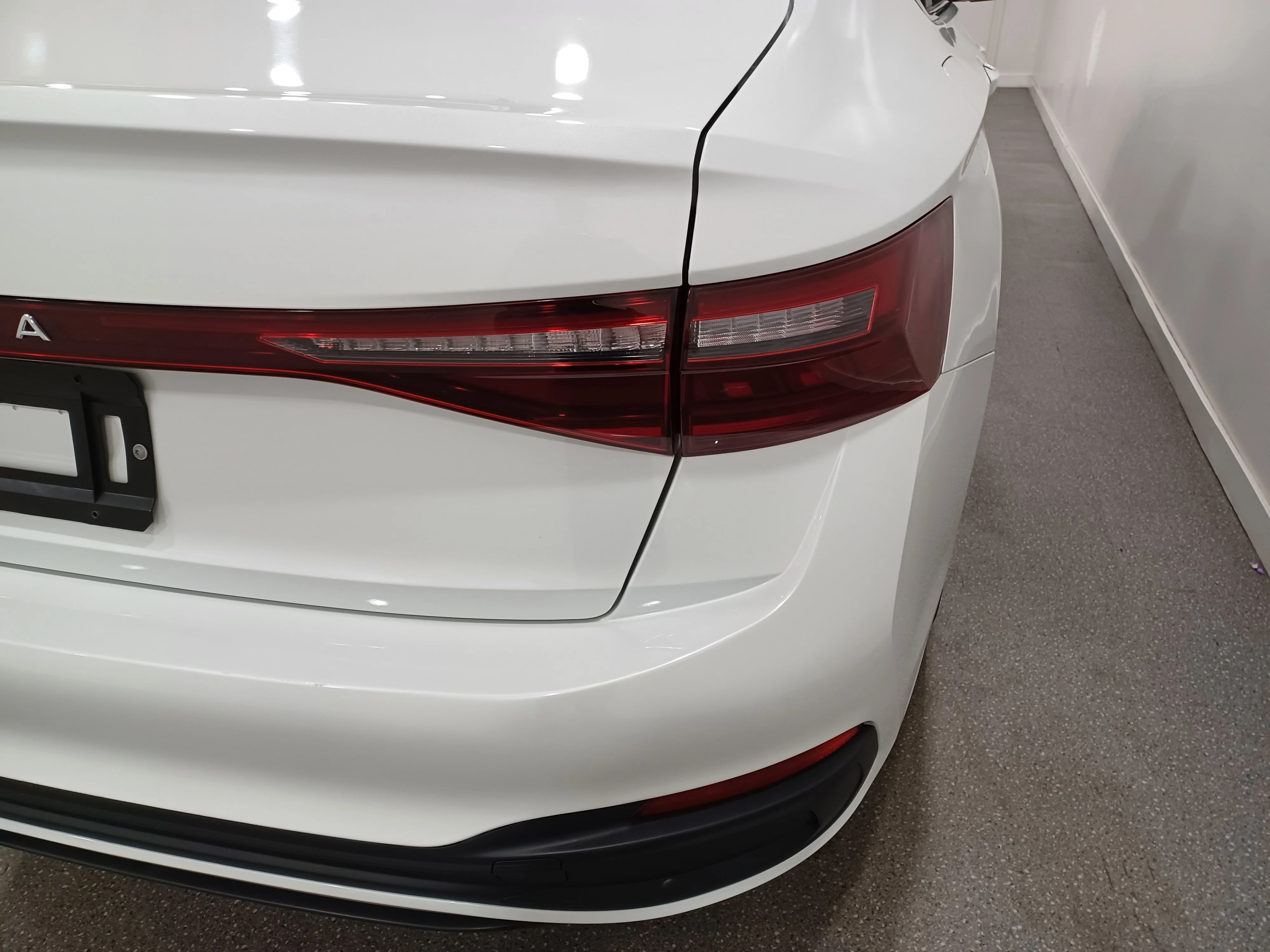 Certified Used 2025 Oryx White Pearl Volkswagen Comfortline*Adapt Cruise | Remote Start | Htd Seats & Wheel | Blind Spot Detect | Lane Keep Assist image 20