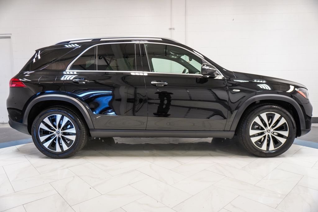 Used 2025 Black Mercedes-Benz GLE 450e image 37