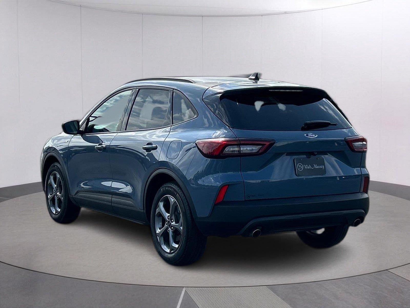 Used 2025 Vapor Blue Ford ST-Line image 3