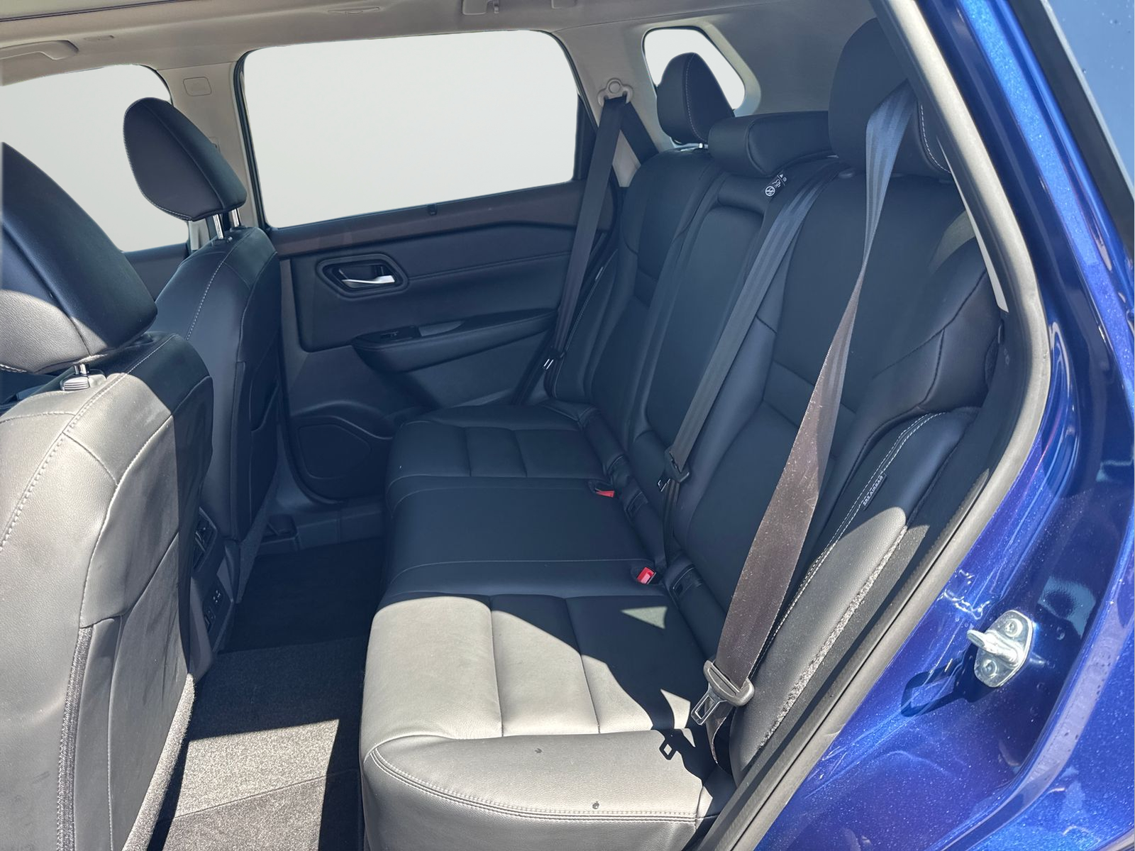 Certified Used 2023 Blue Nissan SL image 28