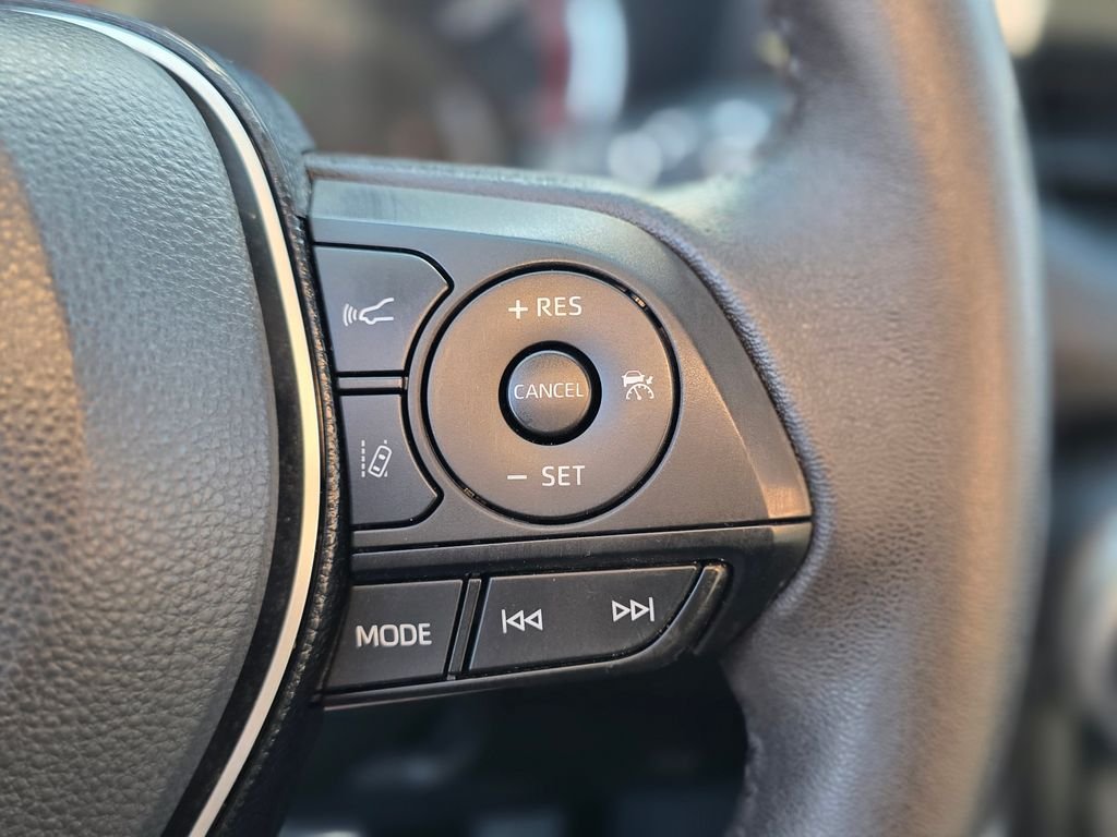 2022 Toyota RAV4 Limited - Photo 27