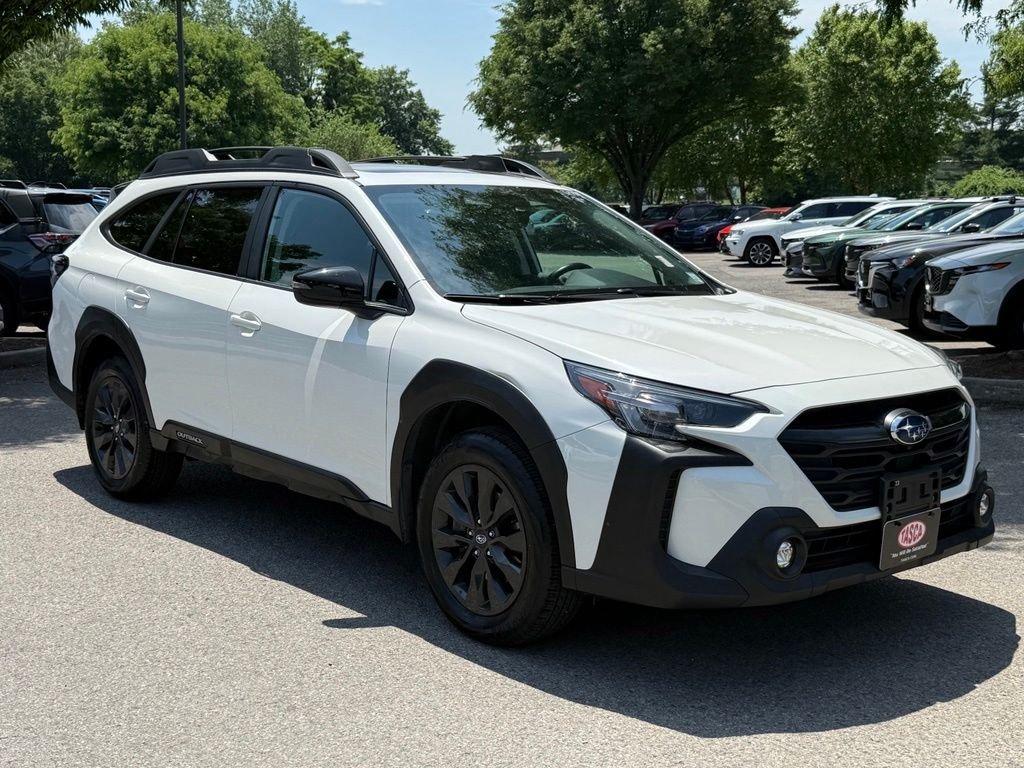 Used 2024 White Subaru Onyx Edition XT image 4