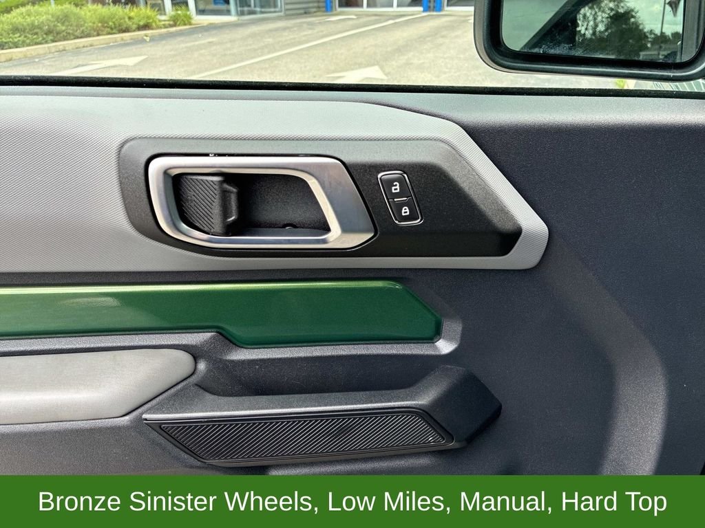 Used 2022 Green Ford  image 15