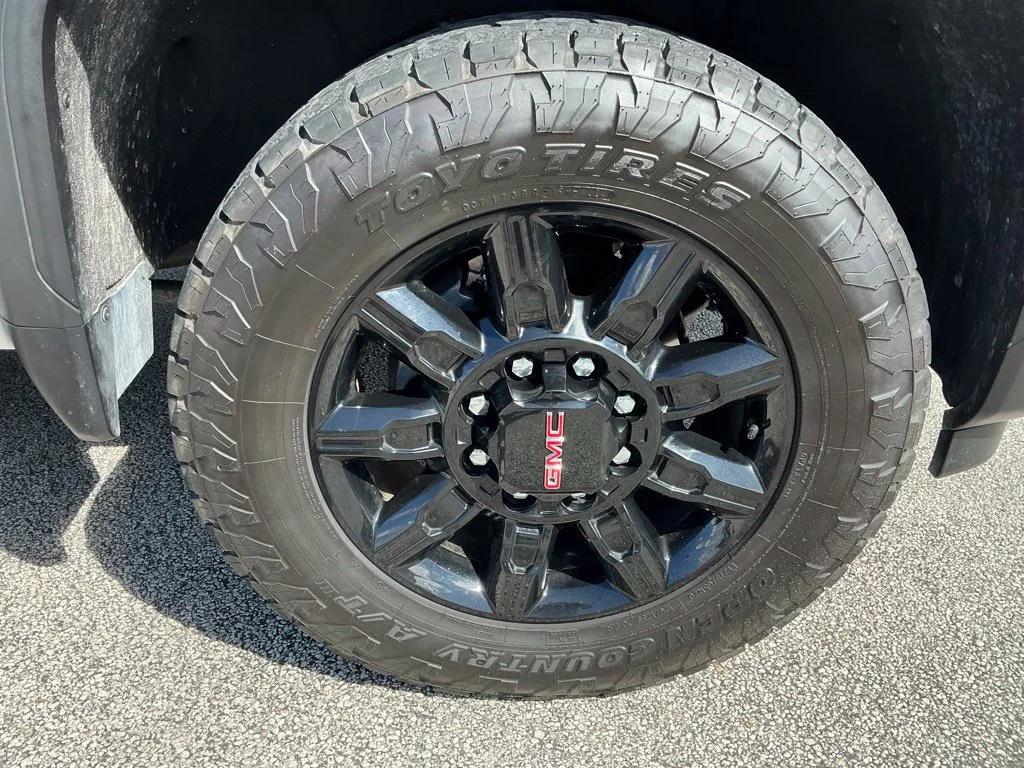 Used 2025 White GMC Pro image 11