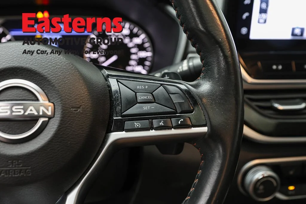 Used 2023 Gray Nissan 2.5 SR image 16
