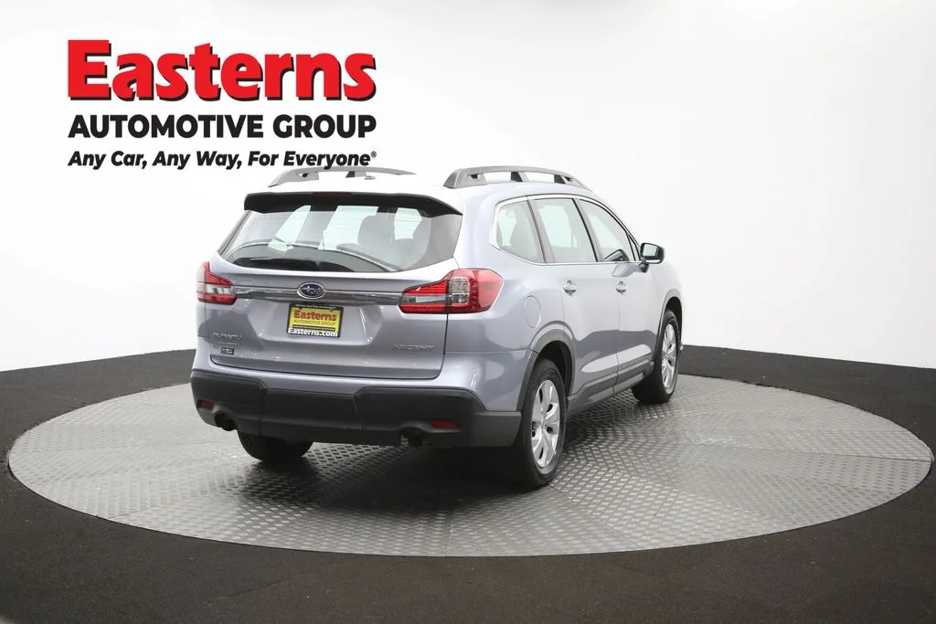 Used 2022 Silver Subaru Base image 38