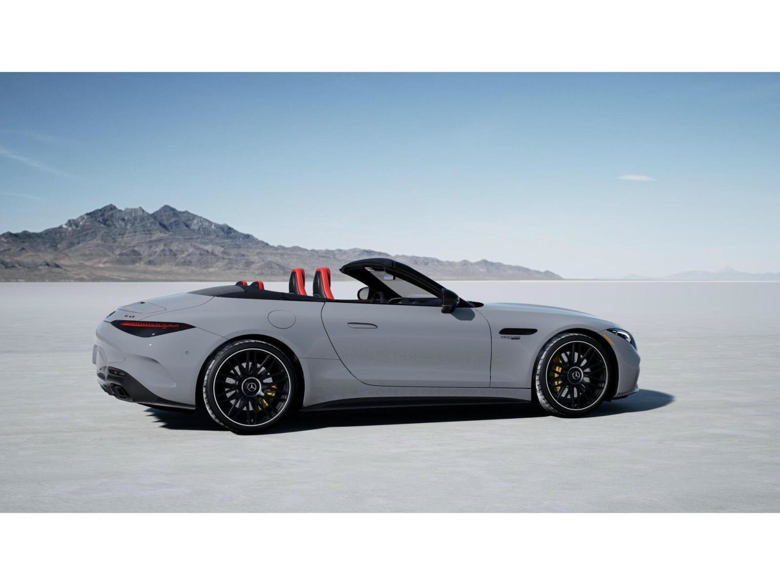 New 2026 MANUFAKTUR Alpine Grey Mercedes-Benz SL 63 AMG® image 18